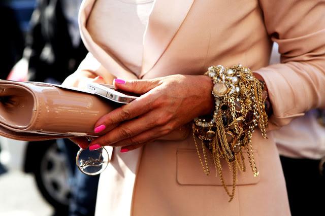 AHORA TOCA ESPERAR ...