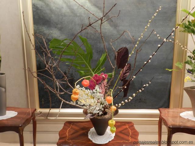 Ikebana de Ikenobo. Sencillez, Belleza, Grandeza.