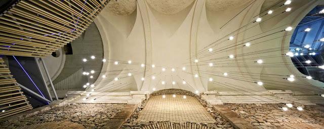 TRADICIÓN Y MODERNIDAD