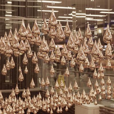 LLUVIA DE LUMINARIAS