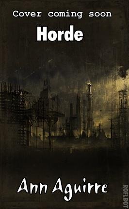 Entrevista a Ann Aguirre, autora de la saga juvenil Razorland: «En realidad sólo quiero sacarte de tu mundo por un tiempo y hacer que te alegres de haber pasado algún tiempo en el mío» Photobucket