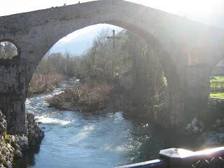 Visita improvisada a Cangas de Onís Visita improvisada a Cangas de Onís