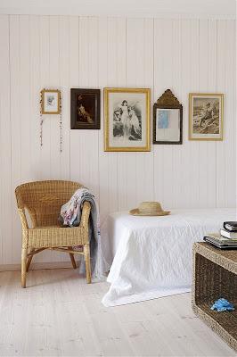 Los Cuadros en Paredes Rusticas