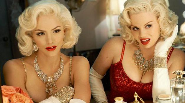 ESTA NOCHE ... SMASH EN DIVINITY !