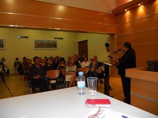 Reportaje fotográfico de la presentación de A mi manera