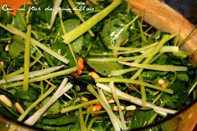 Ensalada de berros y naranja con vinagreta de curry