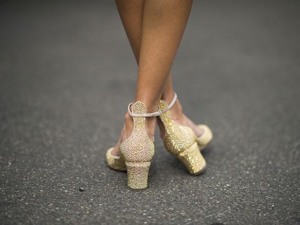 SUNDAY PICTURES DEDICADO A MENTAL HESITATION