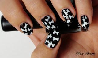 Nail Art | Halloween Bones