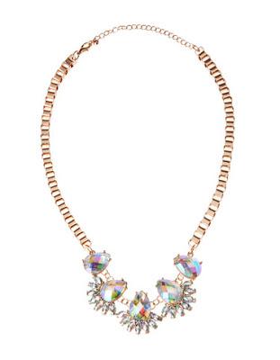 When ACCESSORIES are protagonists...