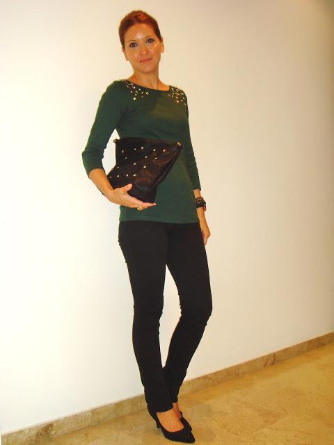 Verde + negro y tachuelas