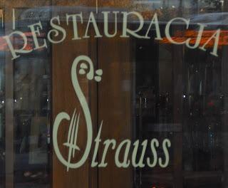 Restaurante Strauss en Varsovia (Polonia) Restaurante Strauss en Varsovia (Polonia)