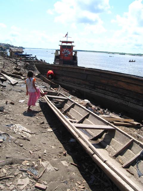 En la selva peruana: entre la belleza y la barbarie
