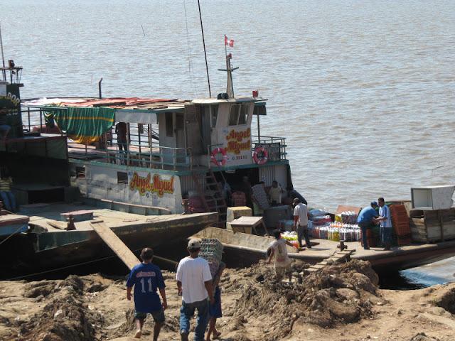 En la selva peruana: entre la belleza y la barbarie