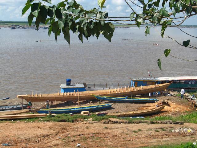 En la selva peruana: entre la belleza y la barbarie