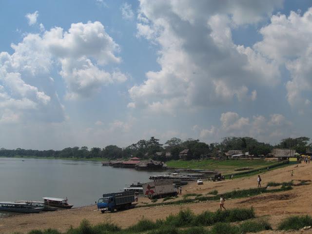 En la selva peruana: entre la belleza y la barbarie