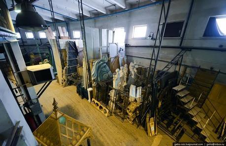 En las entrañas del Teatro Estatal de Novosibirsk