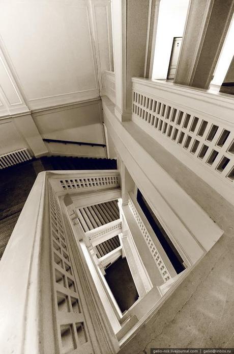 En las entrañas del Teatro Estatal de Novosibirsk