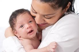 Bebés no circuncidados pueden tener riesgo de infecciones urinarias