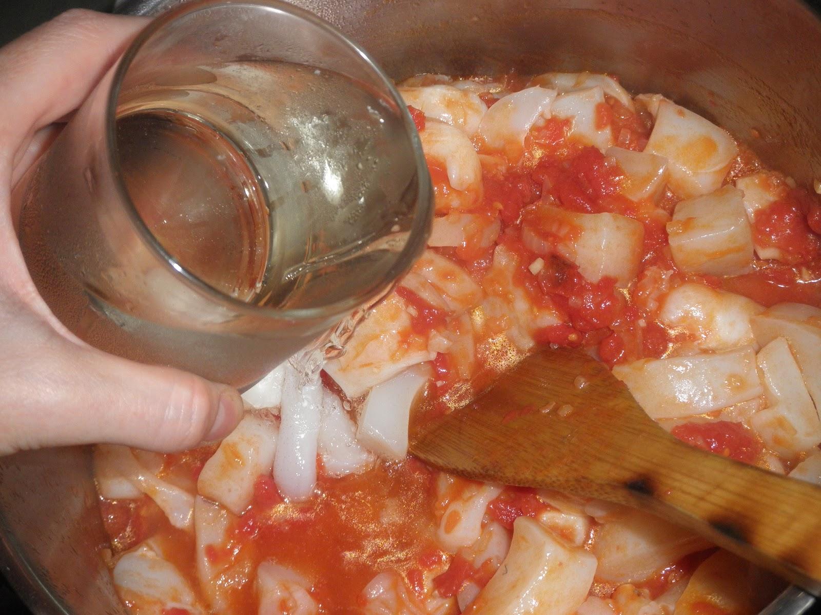 Sepia estofada con patatas