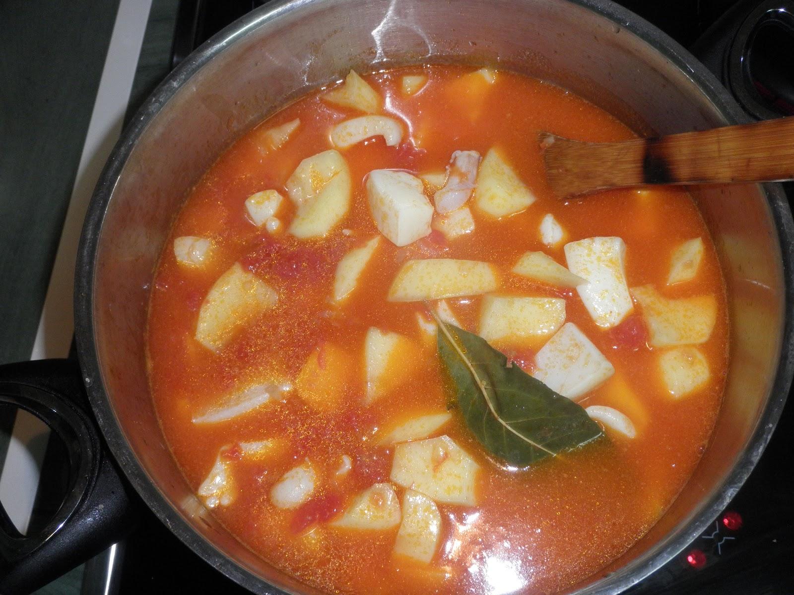 Sepia estofada con patatas