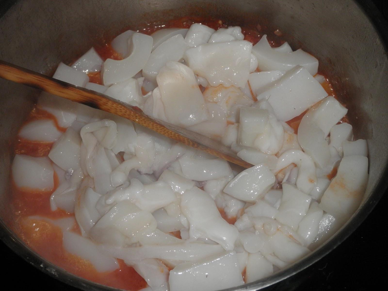 Sepia estofada con patatas