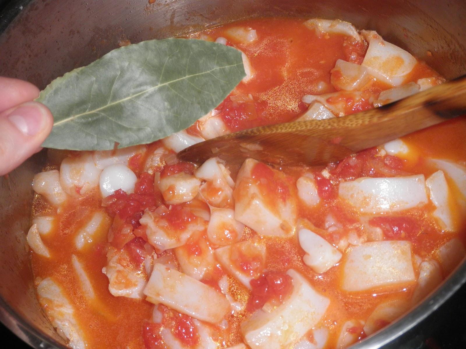 Sepia estofada con patatas