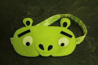 ¿Quién sale de La Caja? Angry Birds!! ¿Quién sale de La Caja? Angry Birds!!