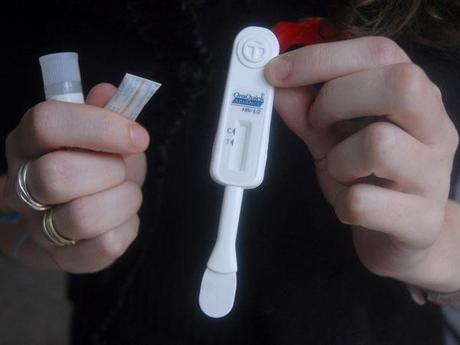 TEST CASERO SOBRE EL SIDA