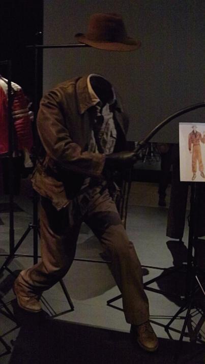 982_4244 Hollywood Costume, el vestuario de las estrellas