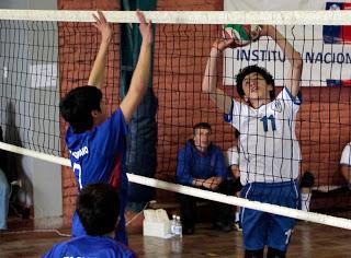 ESCUELA RAMIRO ROA DE CURANILAHUE CLASIFICÓ A CUARTOS DE FINAL