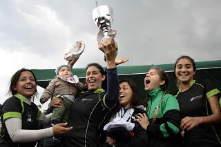 GARUMAS ALZÓ LA COPA DE ORO EN STADE FRANCAIS