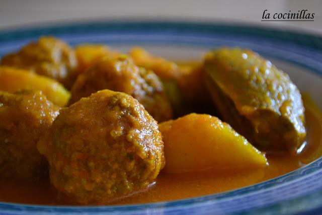 ESTOFADO DE PATATAS, ALBONDIGAS Y ALCACHOFAS