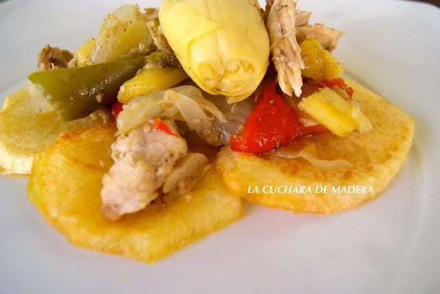 POLLO CON ALCACHOFAS Y VERDURAS