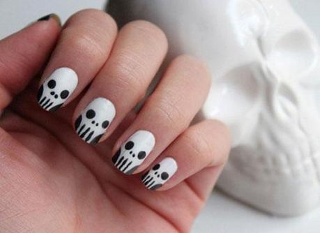 calaveras en blanco y negro para Halloween