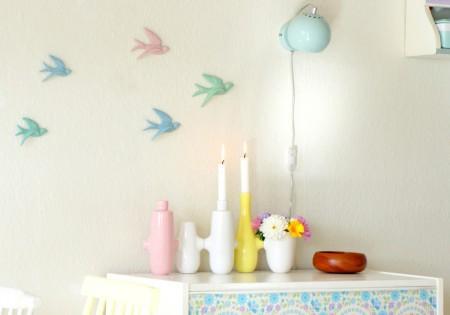 walking closet decoración muchos colores en el hogar estilo nórdico estilo escandinavo estampados colores pastel diseño pisos pequeños diseño de interiores decoración pisos pequeños decoración nórdica decoración femenina decoración escandinava decoración en colores pastel decoración en blanco decoración divertida decoración de interiores decoración con ganchillo decoración con artículos cerámica colores deco blogger cojines estampados color pastel cojines de colores blog interiorismo blog interiores nórdicos blog decoración nórdica blog deco 