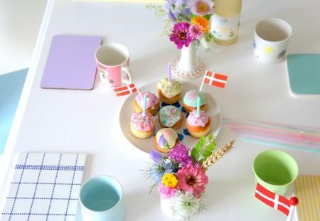 walking closet decoración muchos colores en el hogar estilo nórdico estilo escandinavo estampados colores pastel diseño pisos pequeños diseño de interiores decoración pisos pequeños decoración nórdica decoración femenina decoración escandinava decoración en colores pastel decoración en blanco decoración divertida decoración de interiores decoración con ganchillo decoración con artículos cerámica colores deco blogger cojines estampados color pastel cojines de colores blog interiorismo blog interiores nórdicos blog decoración nórdica blog deco 