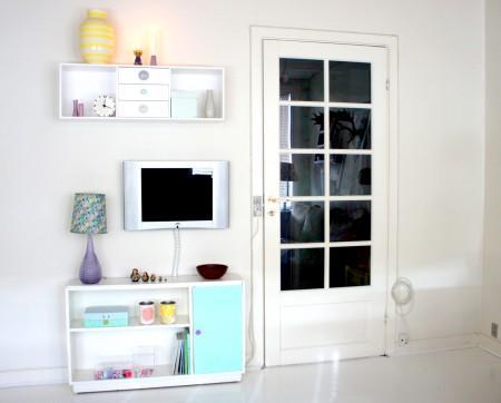 walking closet decoración muchos colores en el hogar estilo nórdico estilo escandinavo estampados colores pastel diseño pisos pequeños diseño de interiores decoración pisos pequeños decoración nórdica decoración femenina decoración escandinava decoración en colores pastel decoración en blanco decoración divertida decoración de interiores decoración con ganchillo decoración con artículos cerámica colores deco blogger cojines estampados color pastel cojines de colores blog interiorismo blog interiores nórdicos blog decoración nórdica blog deco 