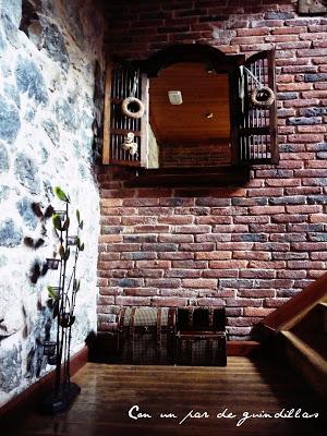 Estar entra Babia y la Luna