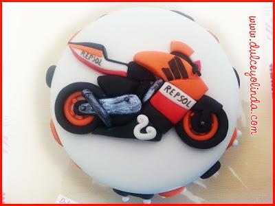 Tarta moto de Dani Pedrosa