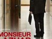 Profesores atados pies manos para educar