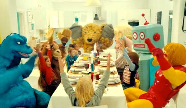 IKEA: Playing with my friends