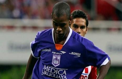 Defensor Sporting y Danubio, símbolos de realidades diferentes