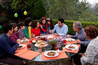 Bienvenidos al Sitio Web www.informanet1.com Director Gen...