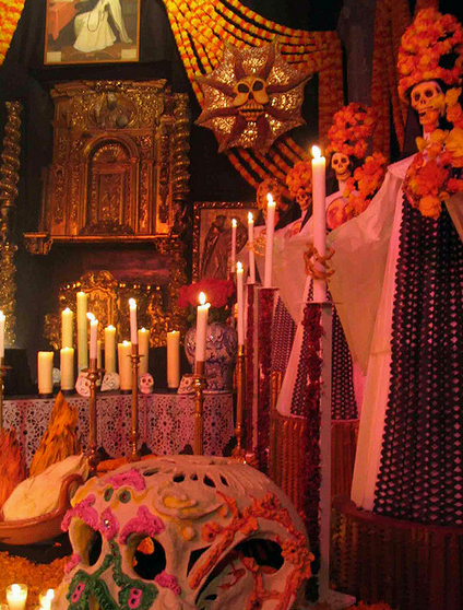 Días de muertos en el Claustro, días de guardar...días de lisonja.