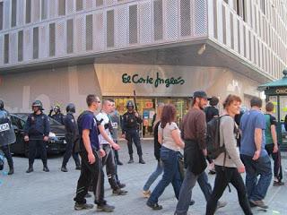 El Corte Inglés vestirá a la Policía.