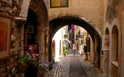 LA ORGÍA DEL PERFUME