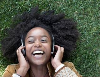 Ahora la música la pones tú