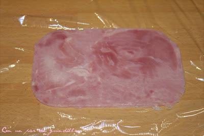 Rollitos de jamón con dátiles y foie