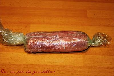 Rollitos de jamón con dátiles y foie