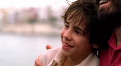 NACIENDO A LA AMISTAD QUE COMPARTE AROMAS